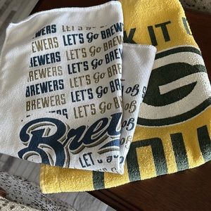 Packer & Brewer Towels 🐳